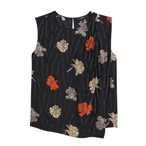 Theory Sleeveless Carnation Print Silk Blouse with Drape Detail.